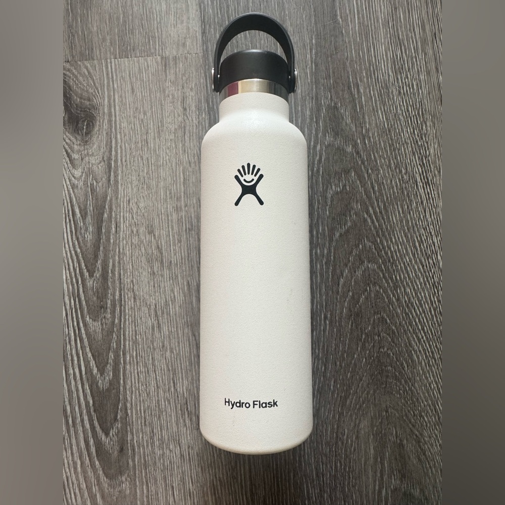 Hydro Flask Classic White Bottle